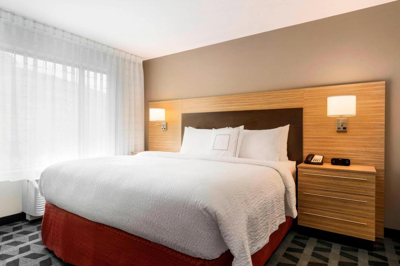 Towneplace Suites By Marriott Pittsburgh Airport/Robinson Township Exteriör bild