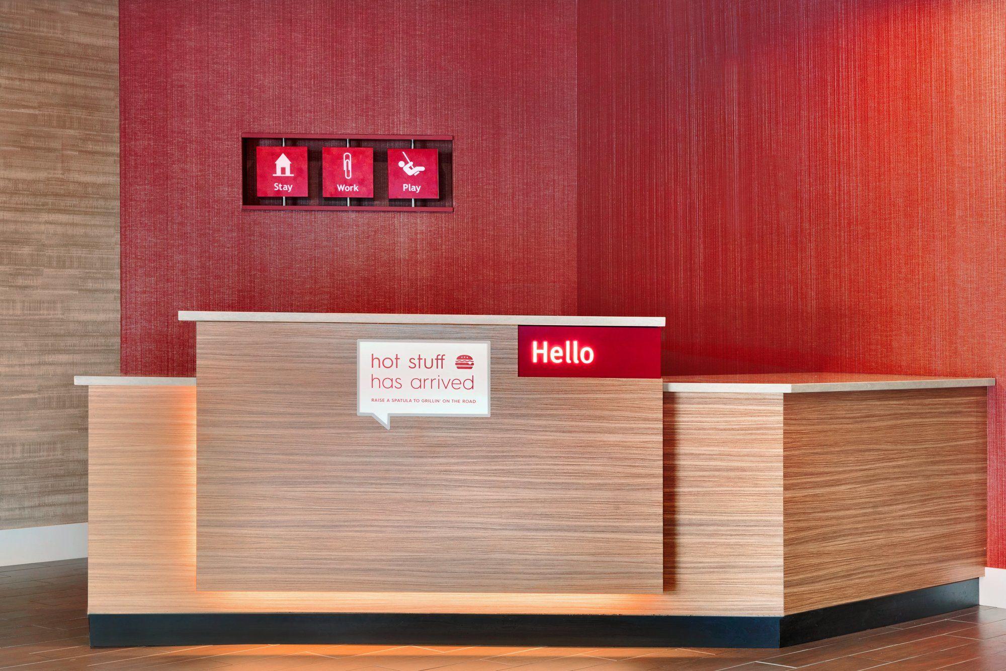 Towneplace Suites By Marriott Pittsburgh Airport/Robinson Township Exteriör bild