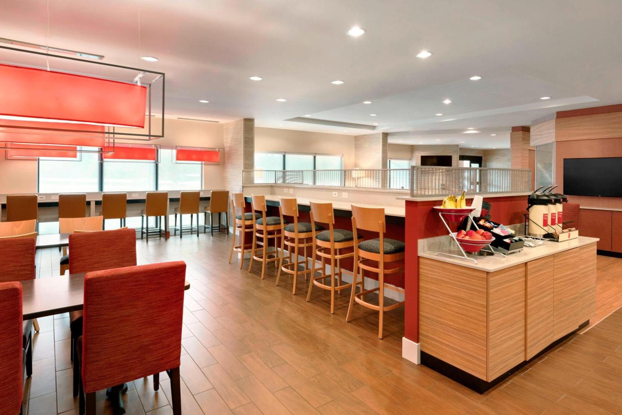Towneplace Suites By Marriott Pittsburgh Airport/Robinson Township Exteriör bild