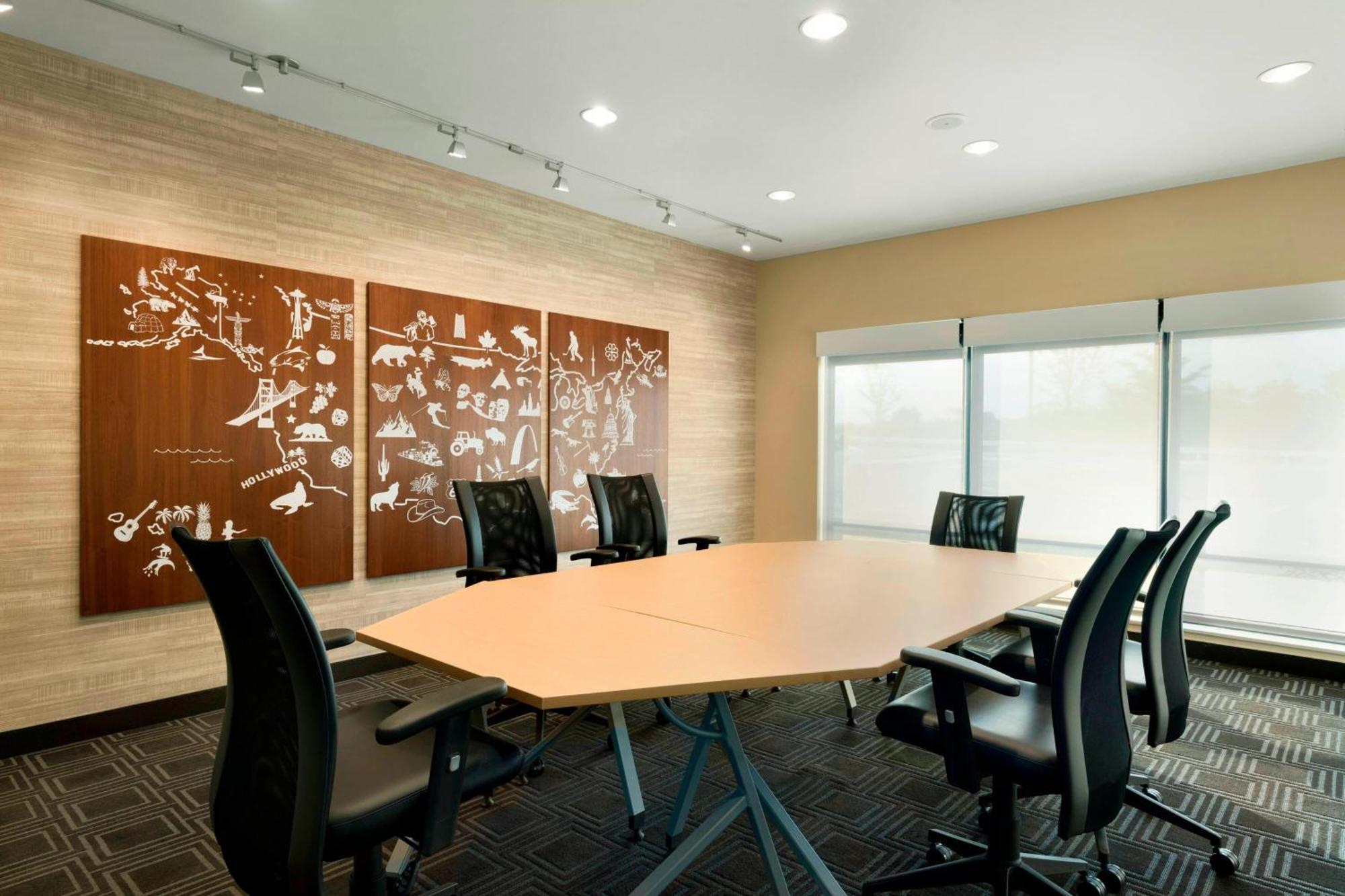 Towneplace Suites By Marriott Pittsburgh Airport/Robinson Township Exteriör bild