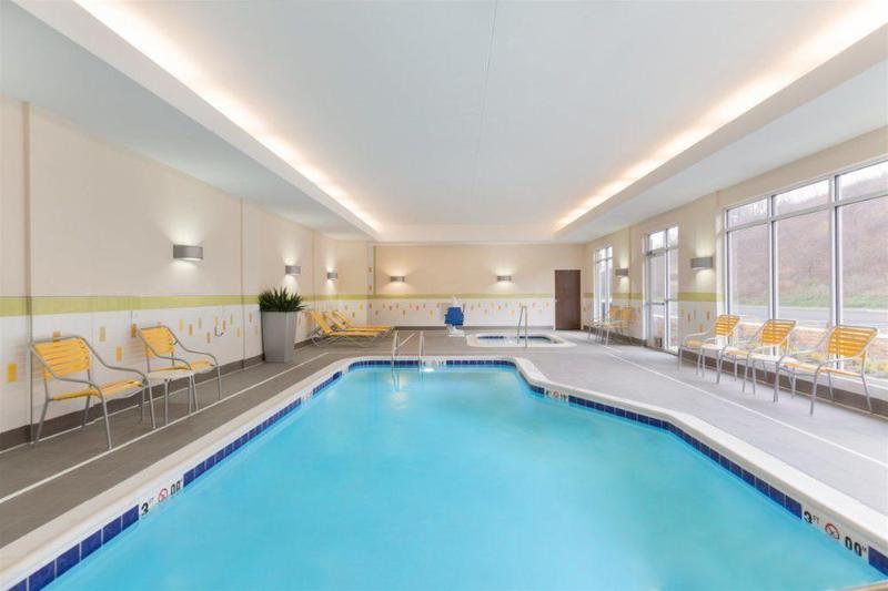 Towneplace Suites By Marriott Pittsburgh Airport/Robinson Township Exteriör bild